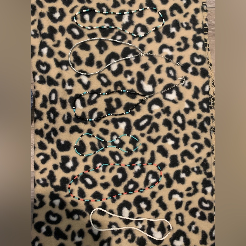 6 Beaded western necklaces some are stretchable and some are adjustable.